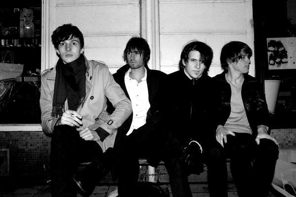 Datei:Support Between Borders.jpg