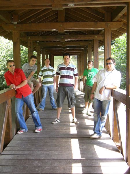 Datei:Support Tuned.jpg