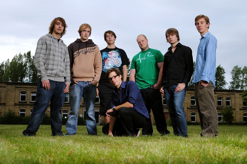 Datei:Support Elephant Party.jpg