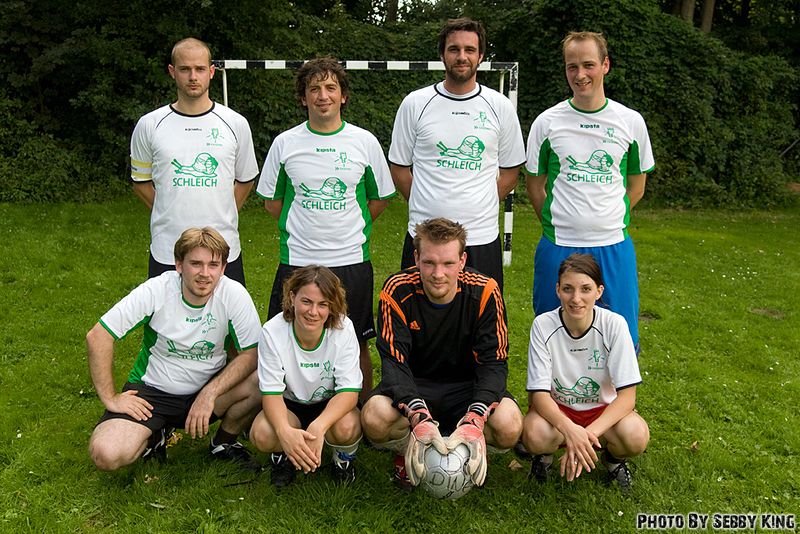 Datei:Fußballcup 2007 Das Ding.jpg