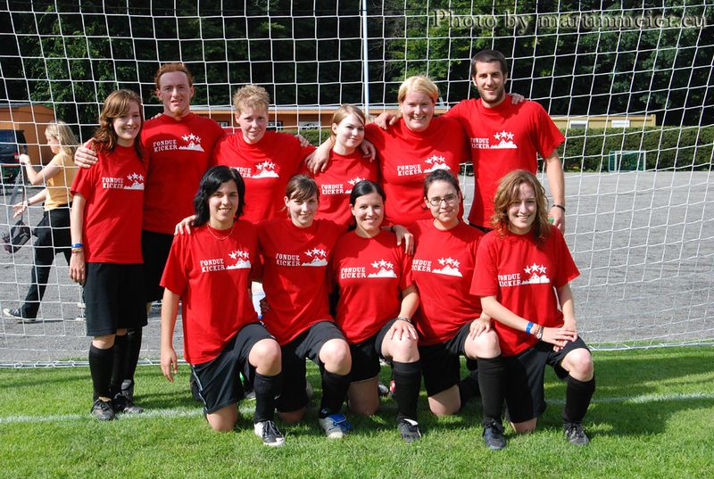Datei:Fußballcup 2008 Fondue Kicker.jpg